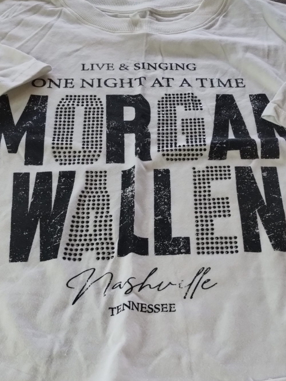 Maurices White Graphic Short-Sleeve Tee with Black Text